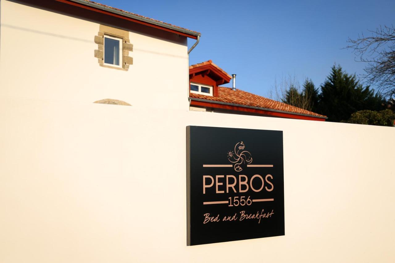 Bed & Breakfast Perbos 1556 La Bastide-Clairence Exterior photo